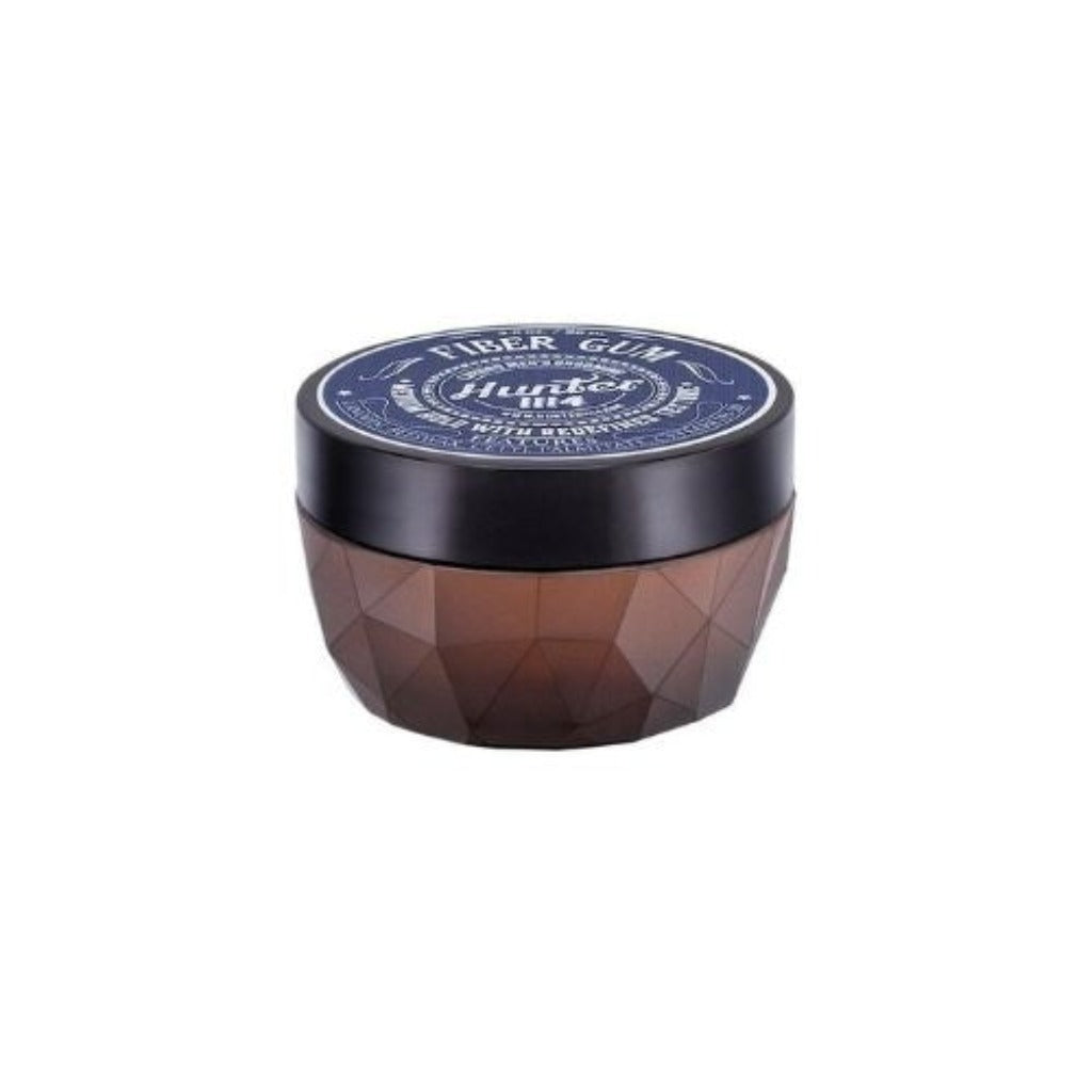 HUNTER 1114 Fiber Gum Fiber-like particles thicken, define texture and increases fullness to hair. What and Why: Features: Lanolin, Beeswax, Cetyl Palmitate Cetereth-20 Ultimate Texture with flexible hold Smooth classic shine with a satin finish Protects, conditions and enhances fullness