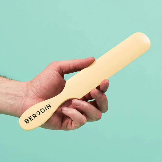 BERODIN LARGE PLASTIC SPATULA