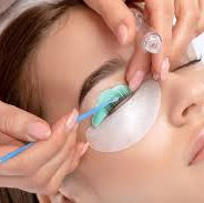EYELASH LIFT & TINT